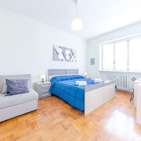 Navigli - Downtown - Duomo Spacious Two Bedroom Apartment - Close To Metro - Ac - Wi-Fi Μιλάνο Εξωτερικό φωτογραφία