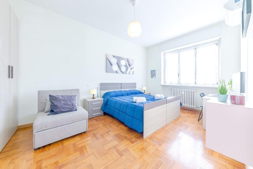 Navigli - Downtown - Duomo Spacious Two Bedroom Apartment - Close To Metro - Ac - Wi-Fi Μιλάνο Εξωτερικό φωτογραφία